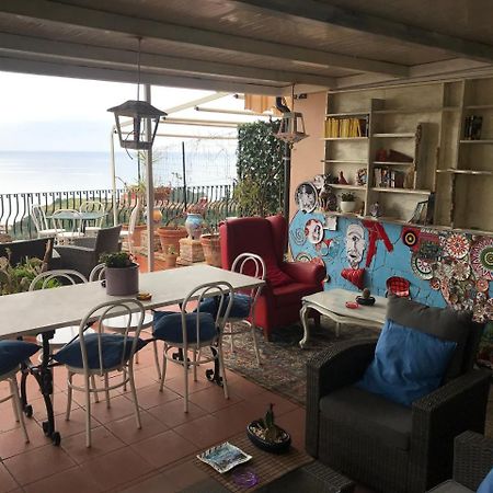 B&B La Terrazza Sul Mare Taormina Eksteriør billede