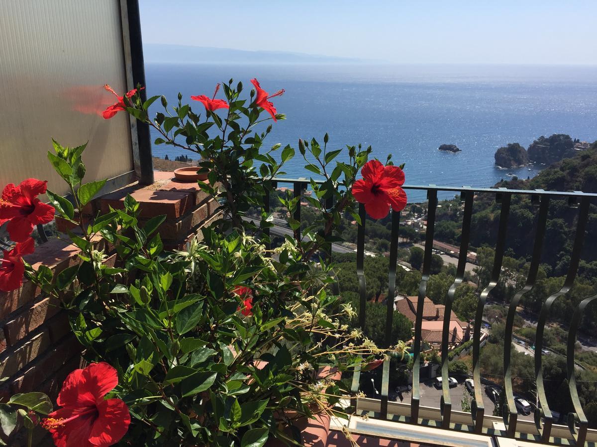 B&B La Terrazza Sul Mare Taormina Eksteriør billede