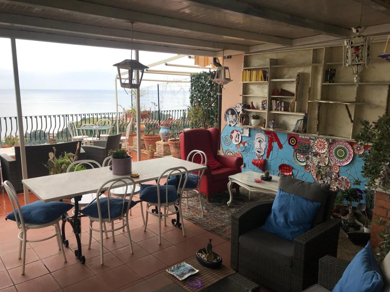 B&B La Terrazza Sul Mare Taormina Eksteriør billede