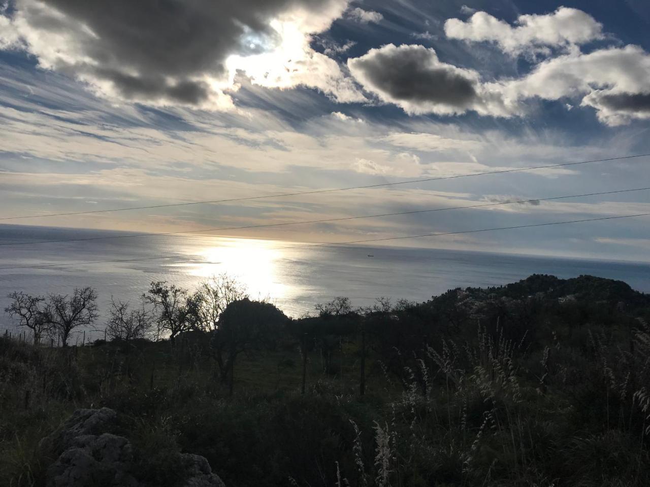 B&B La Terrazza Sul Mare Taormina Eksteriør billede